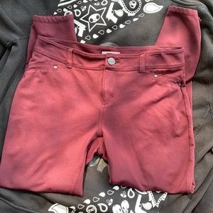 🔮3/$20🔮Maurices Burgundy Pants